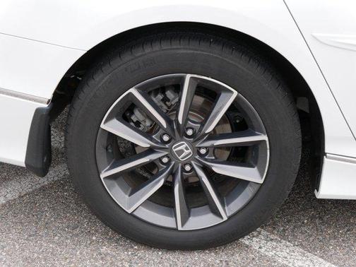 2022 Honda Accord EX-L 1.5T