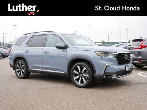 2024 Honda Pilot Touring 8-Passenger