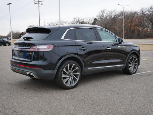 2019 Lincoln Nautilus Reserve