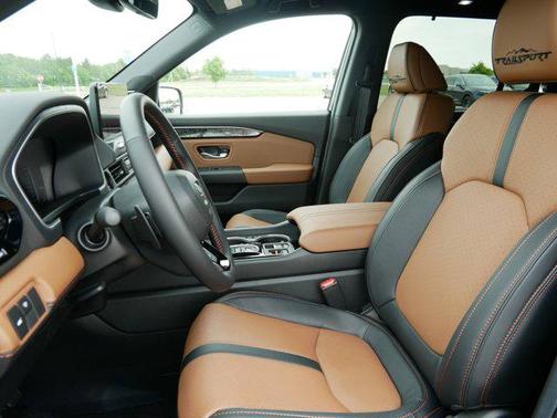 Crystal Black Pearl 2026 Honda Passport AWD TrailSport Elite