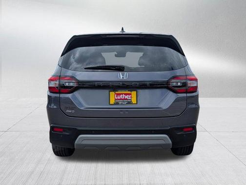 Modern Steel Metallic 2024 Honda Pilot EX-L 7 Passenger