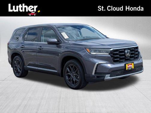 Modern Steel Metallic 2024 Honda Pilot EX-L 7 Passenger