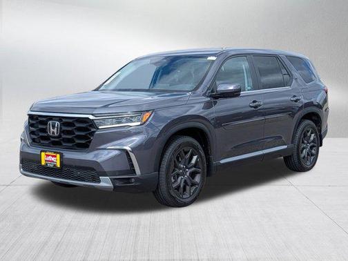Modern Steel Metallic 2024 Honda Pilot EX-L 7 Passenger
