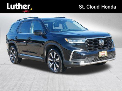 2023 Honda Pilot Touring 8-Passenger