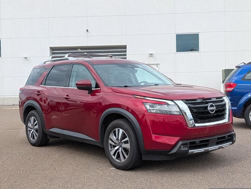 Scarlet Ember Tintcoat 2023 Nissan Pathfinder SL 4WD
