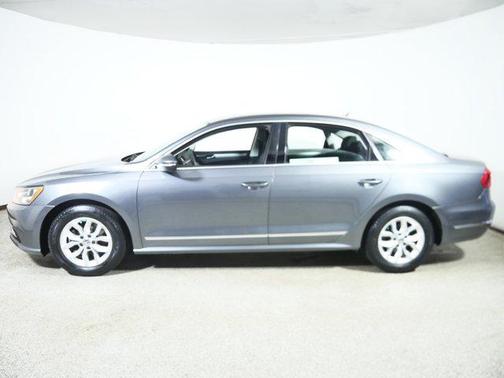 2016 Volkswagen Passat 1.8T S