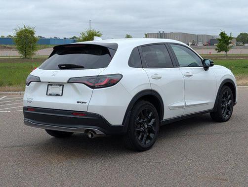 Platinum White Pearl 2024 Honda HR-V AWD Sport