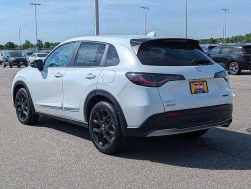 Platinum White Pearl 2024 Honda HR-V AWD Sport