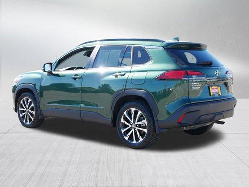 2022 Toyota Corolla Cross XLE