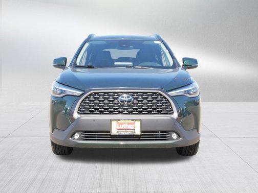 2022 Toyota Corolla Cross XLE