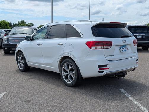 Snow White Pearl 2017 Kia Sorento SX