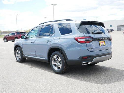 Sonic Gray Pearl 2026 Honda Pilot EX-L