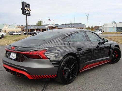 2023 Audi RS e-tron GT quattro