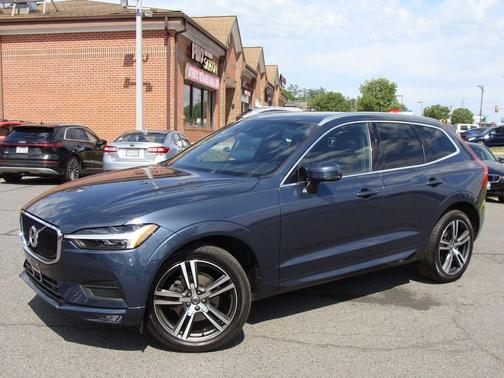Denim Blue Metallic 2021 Volvo XC60 T5 Momentum