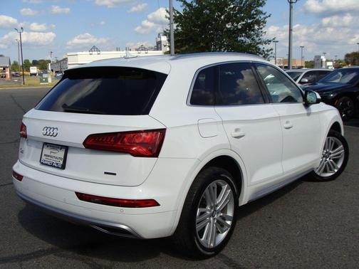 2019 Audi Q5 2.0T Premium Plus
