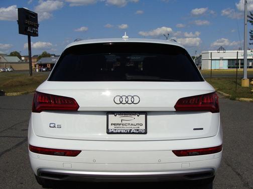 2019 Audi Q5 2.0T Premium Plus