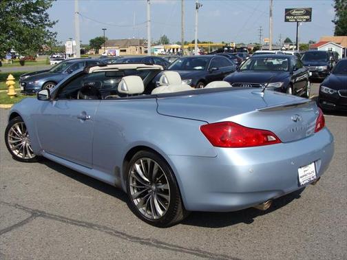 2011 INFINITI G37 Base