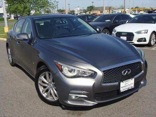 2015 INFINITI Q50 Premium
