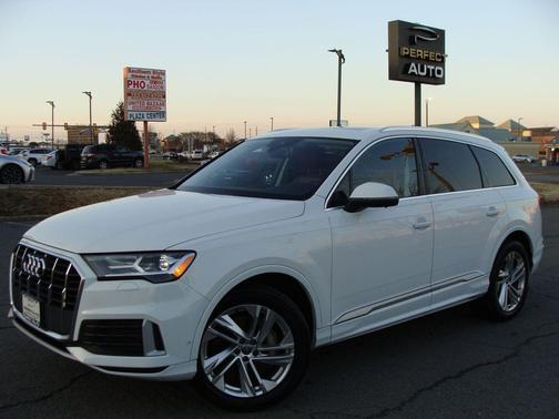 2021 Audi Q7 45 Premium Plus