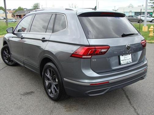 2023 Volkswagen Tiguan 2.0T SE