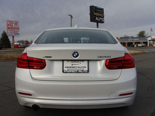 2018 BMW 320 i