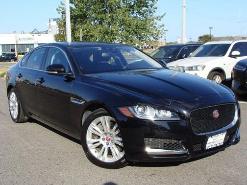2017 Jaguar XF 35t Premium