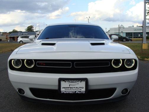 2015 Dodge Challenger R/T Plus