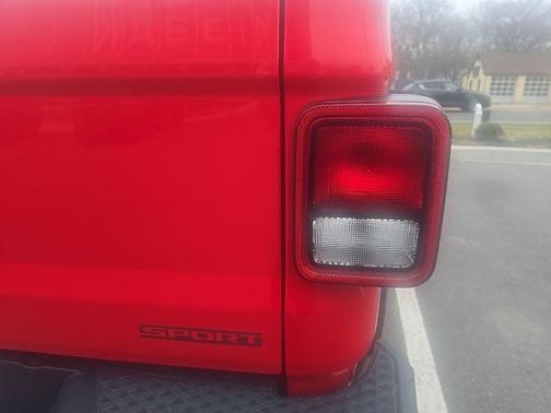 Firecracker Red Clearcoat 2020 Jeep Gladiator Sport S