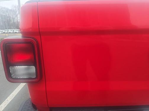 Firecracker Red Clearcoat 2020 Jeep Gladiator Sport S