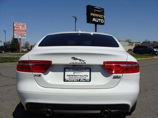 2018 Jaguar XE 35t Premium
