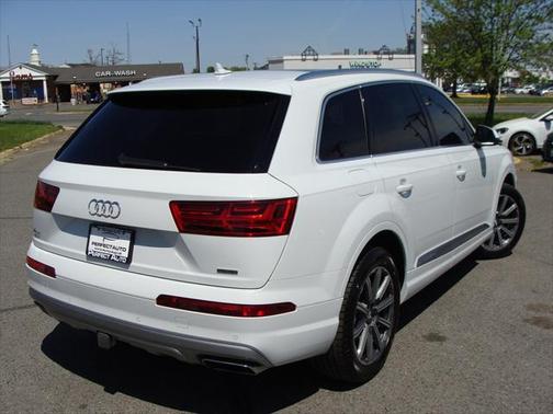 2018 Audi Q7 2.0T Premium Plus