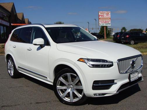 2019 Volvo XC90 T6 Inscription