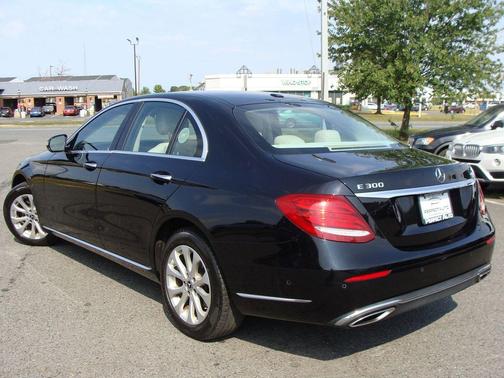 2018 Mercedes-Benz E-Class 4MATIC