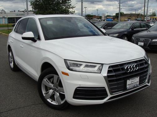 2018 Audi Q5 2.0T Premium Plus