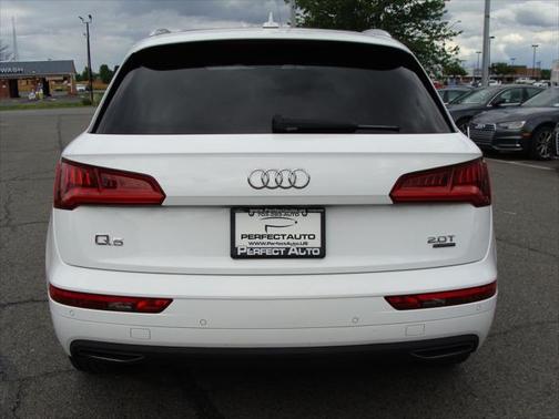 2018 Audi Q5 2.0T Premium Plus