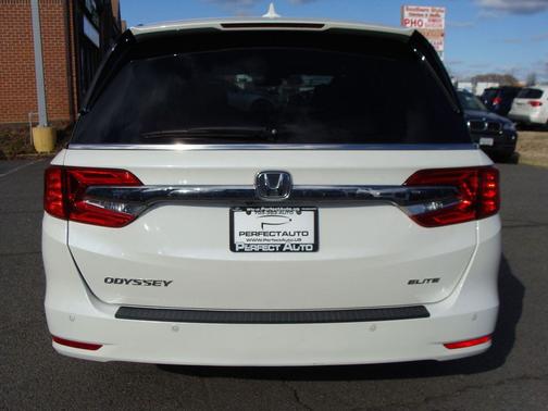 2019 Honda Odyssey Elite