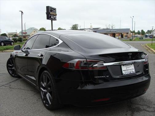 2017 Tesla Model S 75D
