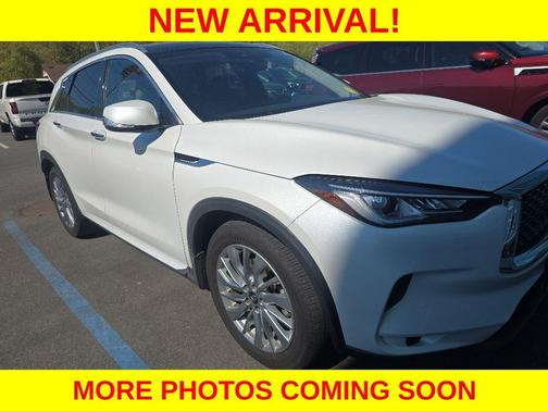 White 2023 INFINITI QX50 LUXE AWD