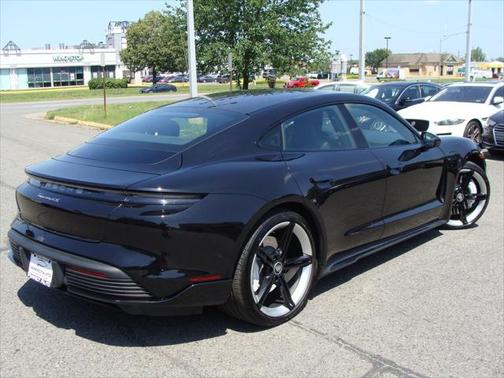 2022 Porsche Taycan 4S