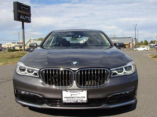 2017 BMW 750 i xDrive