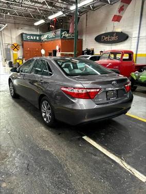2017 Toyota Camry SE
