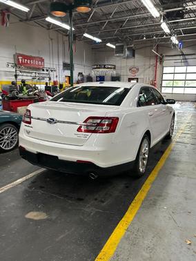2016 Ford Taurus Limited