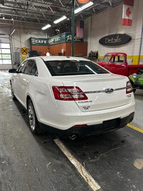 2016 Ford Taurus Limited