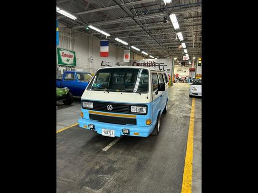 1989 Volkswagen Vanagon Bus