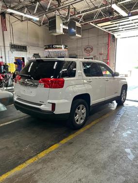 White 2016 GMC Terrain SLE-1