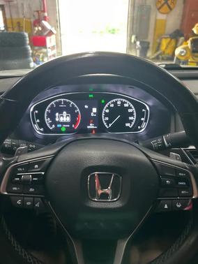 Platinum White Pearl 2022 Honda Accord Sport 1.5T