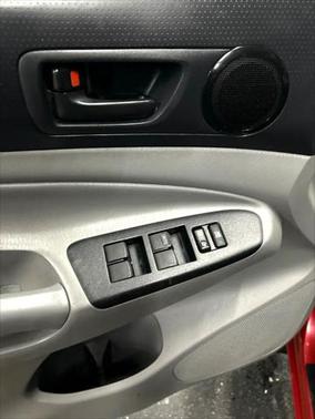 2014 Toyota Tacoma Base