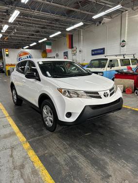 2015 Toyota RAV4 LE