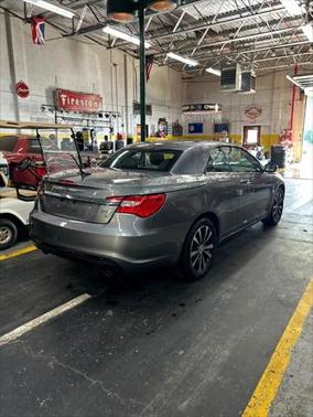 2012 Chrysler 200 S