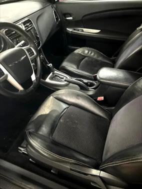 2012 Chrysler 200 S